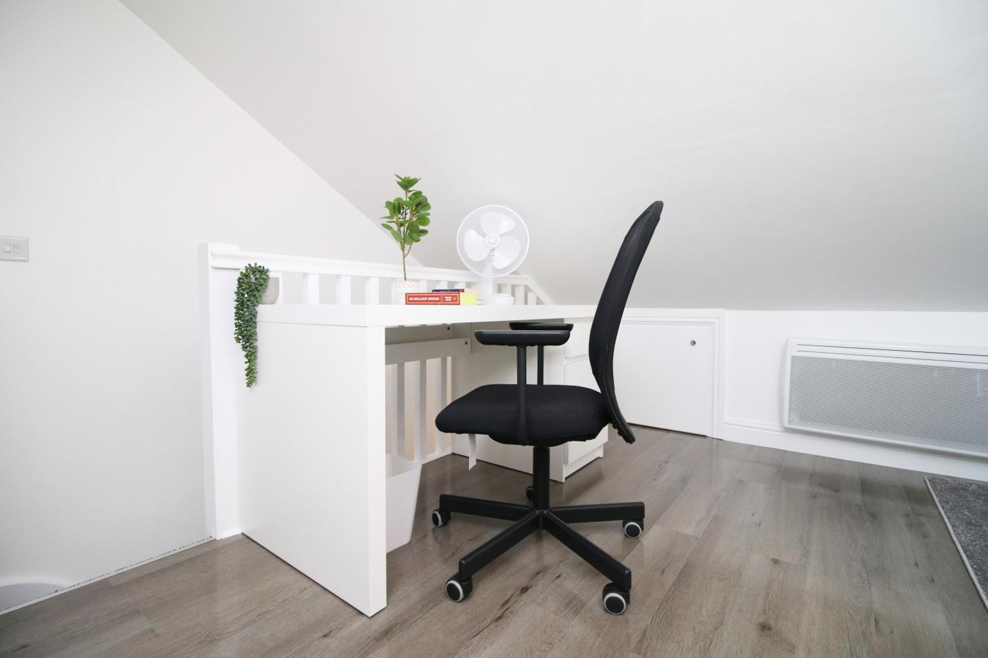 Modern Guesthouse, Fast Wi-Fi, Street Free Parking, Central, Fully Equipped Cardiff Kültér fotó